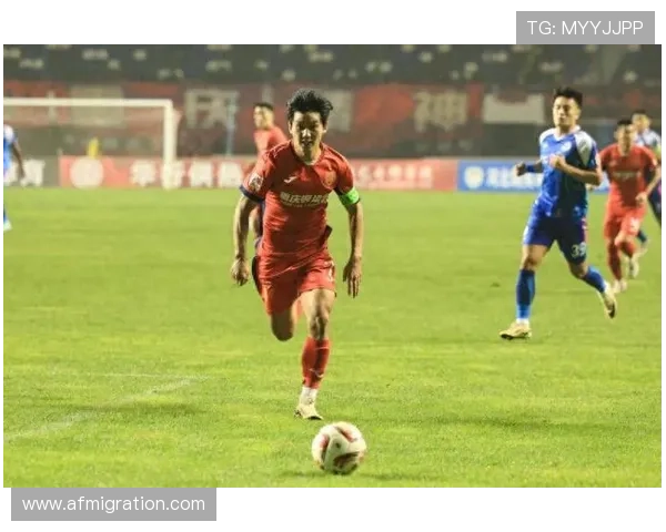 中超豪门激战逆转取胜国足新星一战成名引爆球迷热议市场关注升温